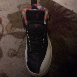 I’m selling my Jordan 12’s
